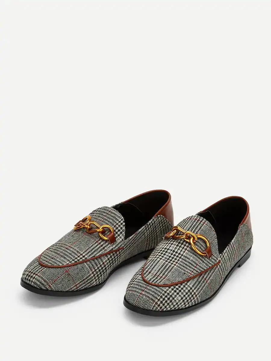Houndstooth Flats