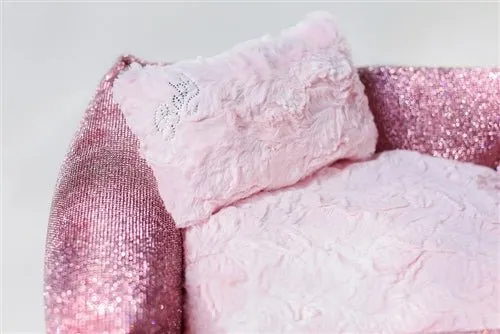 Imperial Crystal Collection Luxury Pet Bed in Prima Donna Pink