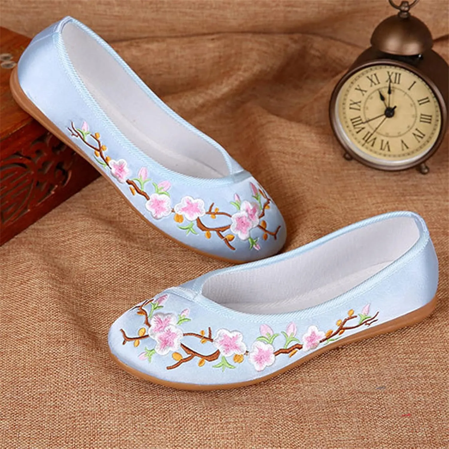 LUXINYU Women's Slip on Flats,Traditional Chinese Style Embroidered Round Toe Ballet Flats Shoes