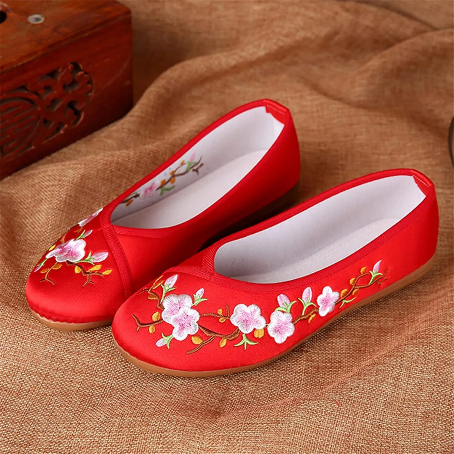 LUXINYU Women's Slip on Flats,Traditional Chinese Style Embroidered Round Toe Ballet Flats Shoes
