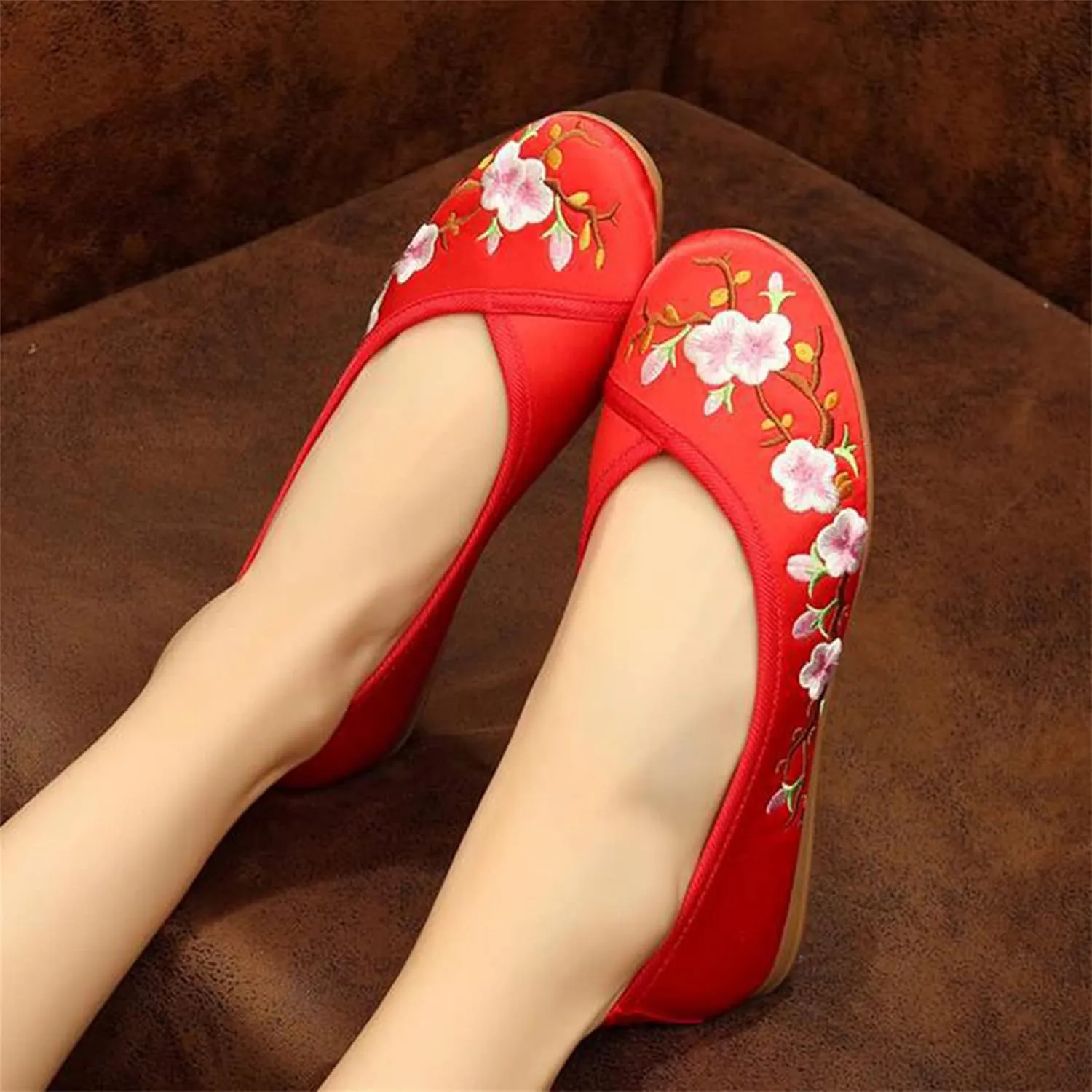 LUXINYU Women's Slip on Flats,Traditional Chinese Style Embroidered Round Toe Ballet Flats Shoes