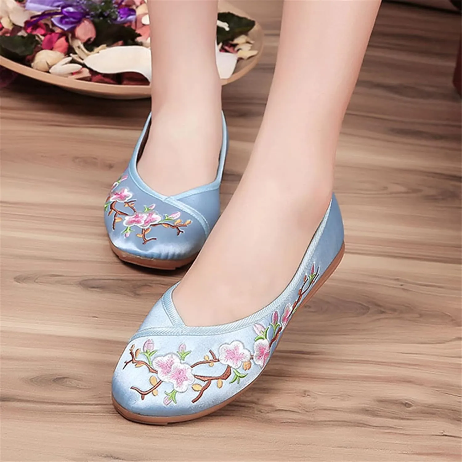 LUXINYU Women's Slip on Flats,Traditional Chinese Style Embroidered Round Toe Ballet Flats Shoes